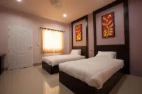 Chiangkham Grand Villa Hotels in Chiang Kham
