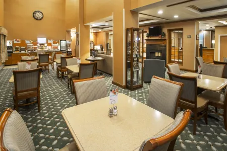 Holiday Inn Express & Suites Culpeper