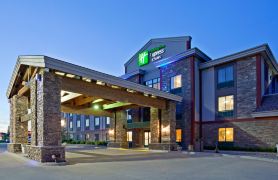 Holiday Inn Express & Suites Brainerd-Baxter