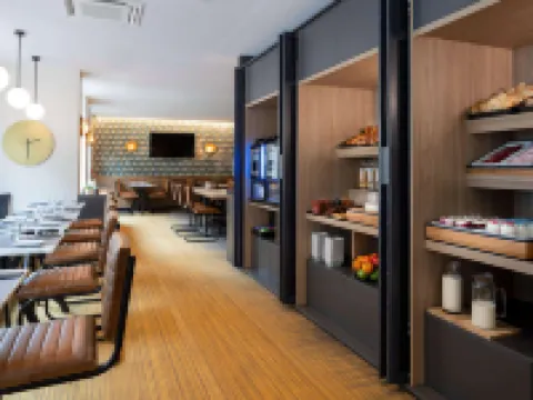 Appart hôtel 37 Lodge la Défense Courbevoie Hotels in Courbevoie