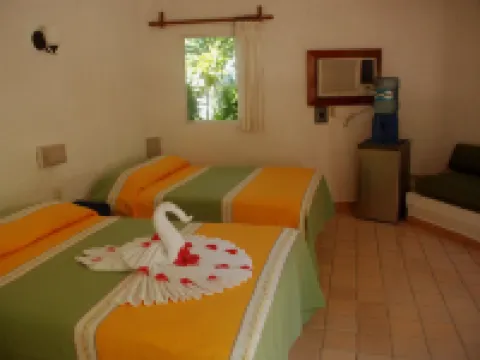 Hotel Club Akumal Caribe Hotels in Akumal