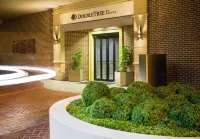 DoubleTree by Hilton Hotel Savannah Historic District Hotel a Savannah
