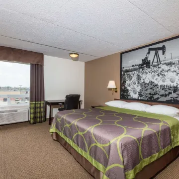 Super 8 by Wyndham Edson