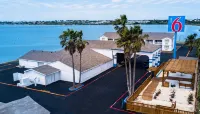 Motel 6 Portland, TX Hotels in Portland