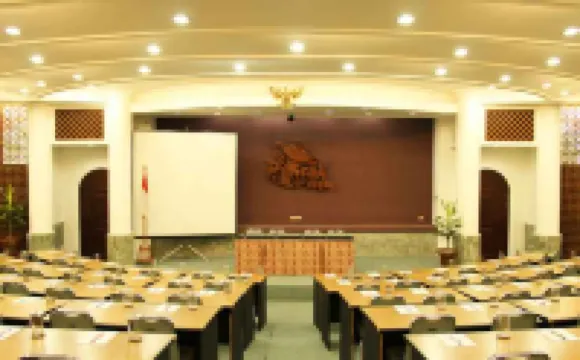 Puncak Inn Resort Hotel