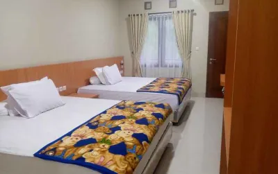 Bonarindo Resort Hotell i Leuwimalang