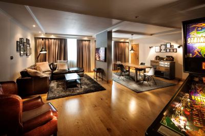 Other Pentahotel Reading Photo