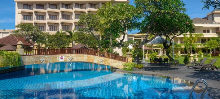 โรงแรมลอมบอกรายา โรงแรมในมาตารัม