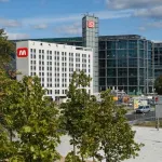 Meininger Hotel Berlin Hauptbahnhof - baignoire