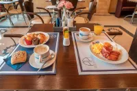 Anita Hotel - breakfast