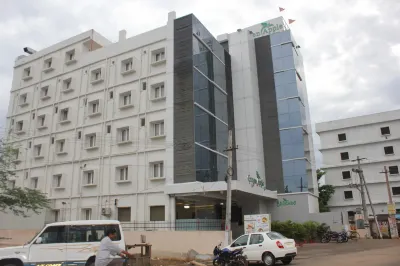 Hotel Green Apple Các khách sạn gần Gangavaram Beach