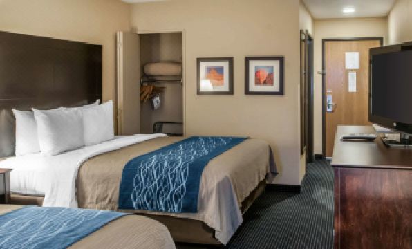 Comfort Inn Gallup I-40 Exit 20