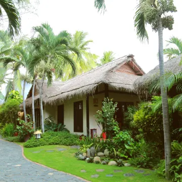 Bamboo Village Beach Resort & Spa