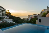 Casa Cupula Luxury Lgbt Boutique Hotel - Bergblick