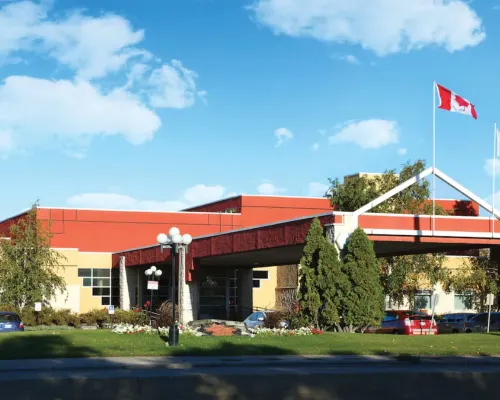 Canad Inns Destination Centre Garden City Отели рядом с достопримечательностью «Стадион «Шо Парк»»