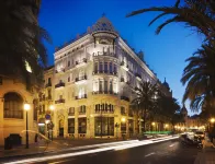 One Shot Reina Victoria Hotels in Валенсія