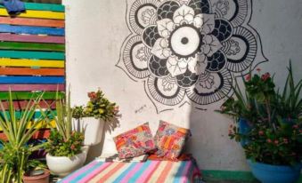 Mango Bed and Breakfast - Housity