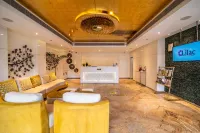 Hotel Lilac - Bãi đậu xe