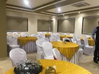 Kyriad Hotel Solapur by Othpl - servizio colazione