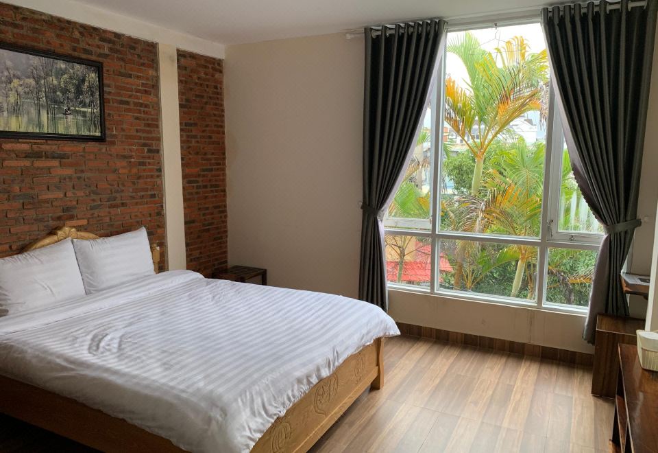 Strat View Guitar House (Dalat) - 2026 Prices, Reviews & Deals | Trip.com