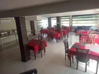 Golden Hotel Sarolangun Sarolangun住宿飯店