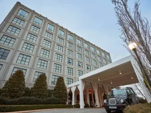 Proximity Hotel