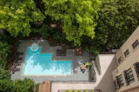 Mantra on Jolimont - Pool
