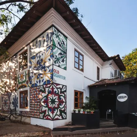 The Old Quarter Hostel Отели рядом с достопримечательностью «Fontainhas»