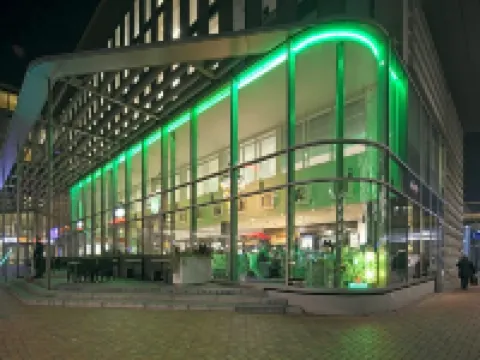 イージーホテル アムステルダム アリーナ ブレヴァール アムステルダムのホテル