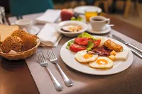 New City Hotel & Restaurant Niš - breakfast