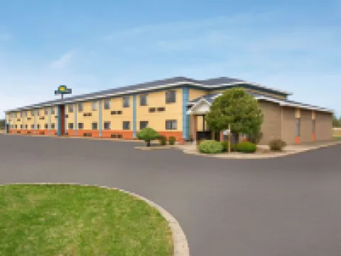 Days Inn by Wyndham Canastota/Verona Hotels in Madison County