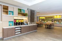 Home2 Suites by Hilton Appleton - breakfast