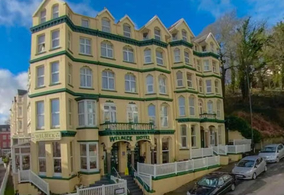 Welbeck Hotel & Apartments - Housity