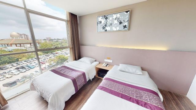 Super 8 Hotel @ Bayan Baru Hotels in Bayan Lepas