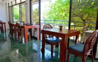 Blue Corals Beach Resort Hotels in Daanbantayan