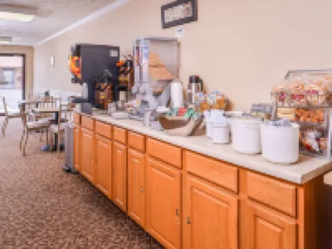 Americas Best Value Inn Alliance Hotels in Stark County