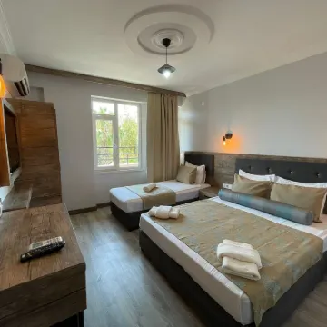 Seven City Hotel Hotels near Antalya State Theater