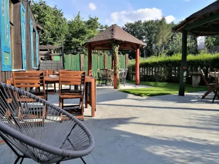 Hotel Protea Bolesławiec Отели в г. Львувек-Слёнски