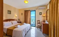 Antilia Apartments Hotels in Kamisiana