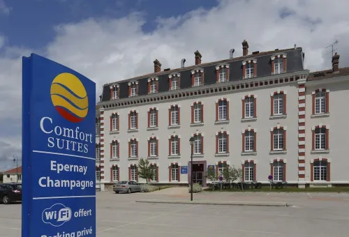 Vacancéole - Les Demeures Champenoises Confort Hôtels à : Vinay