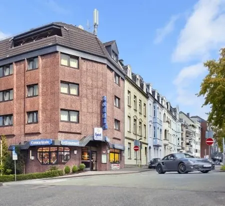 Goldener Lowe and Restaurant