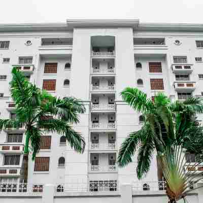 Pier Harbour Residences and Spa Hotel Exterior