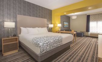 La Quinta Inn & Suites by Wyndham Buffalo Amherst