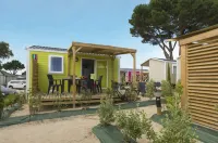 Camping Emeraude Hotels in der Nähe von Église de Saint-Briac-sur-Mer
