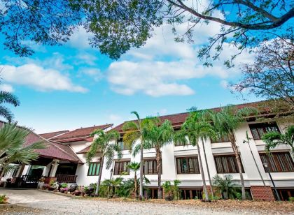 Tak Andaman Resort & Hotel