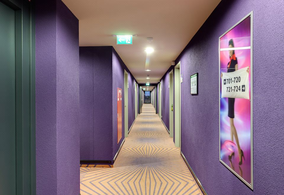 MEININGER Hotel Frankfurt/Main Messe Over view