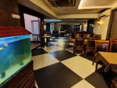 Hotel Praveen International Hotels in Ulhasnagar