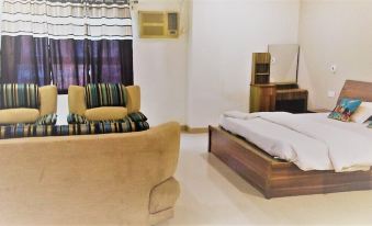 Hotel Virasat Mandav