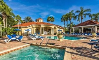 Sunshine Villa 5 Bedroom Villa by Redawning