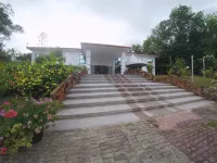 Borneo Tree House Hotels in Tuaran District
